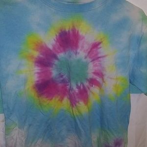 Multicolor tie-dyed t-shirt